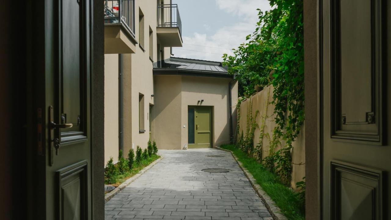 Movart Boutique Aparthotel Cracovia Esterno foto