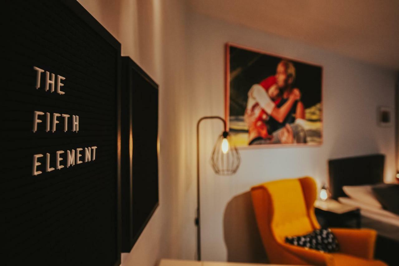 Movart Boutique Aparthotel Cracovia Esterno foto