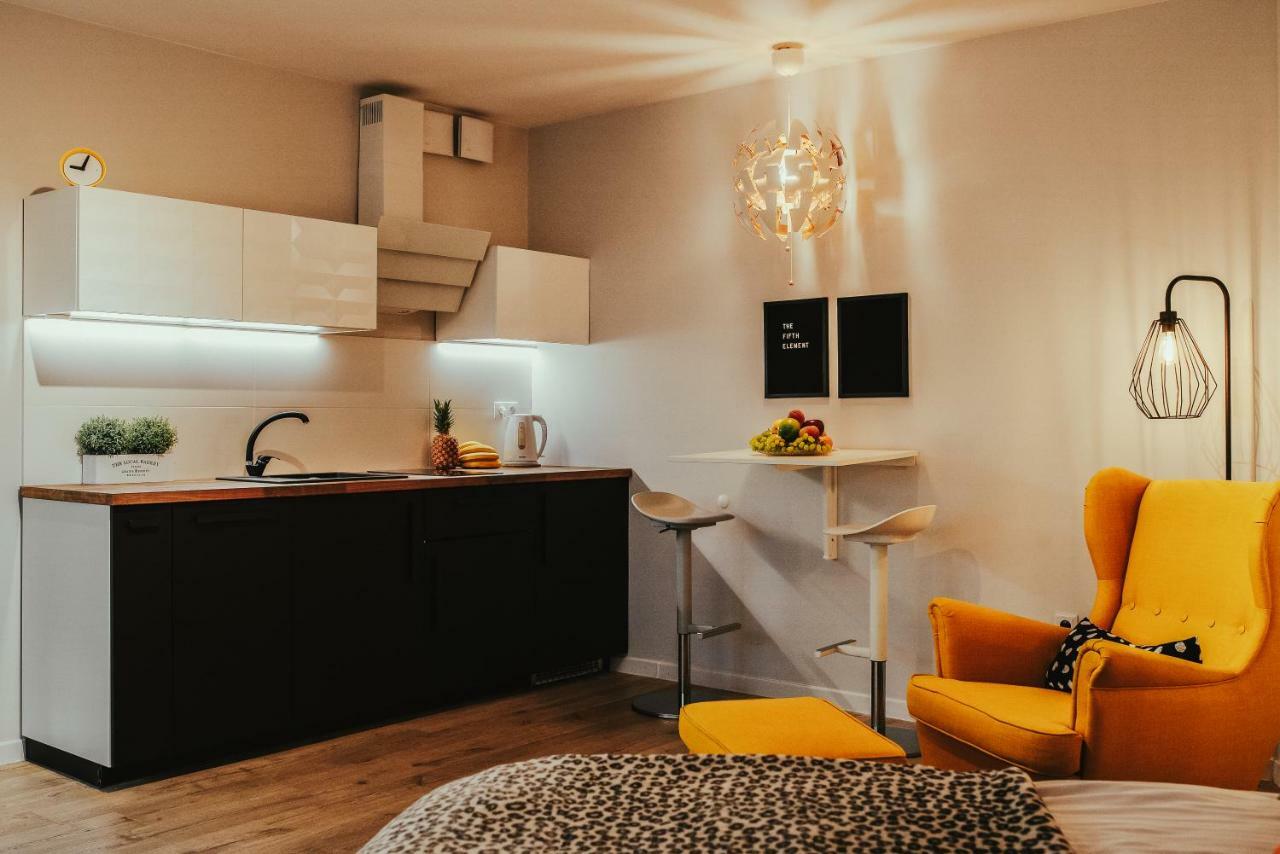 Movart Boutique Aparthotel Cracovia Esterno foto