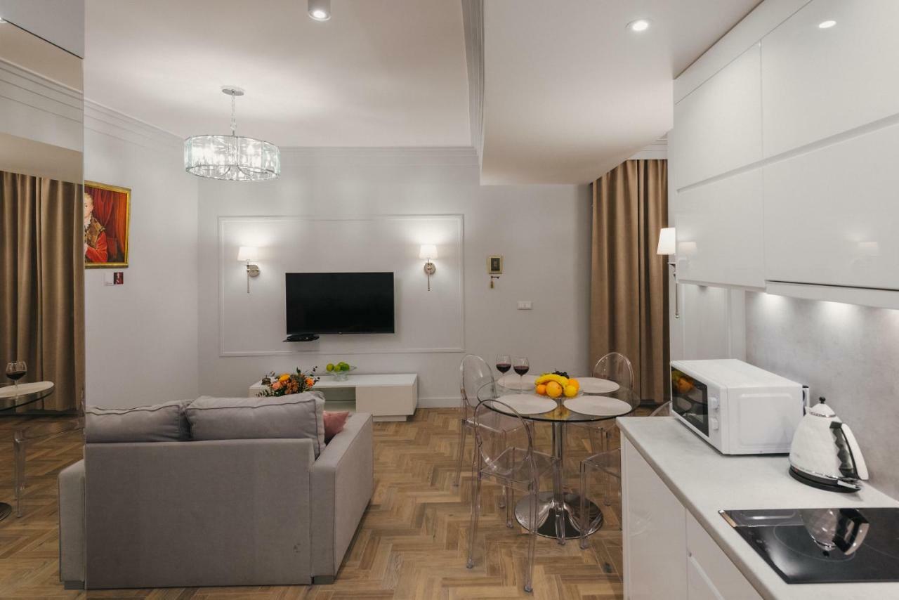 Movart Boutique Aparthotel Cracovia Esterno foto